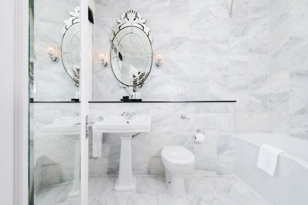 Отель The Metropole Hotel Cork Корк-24