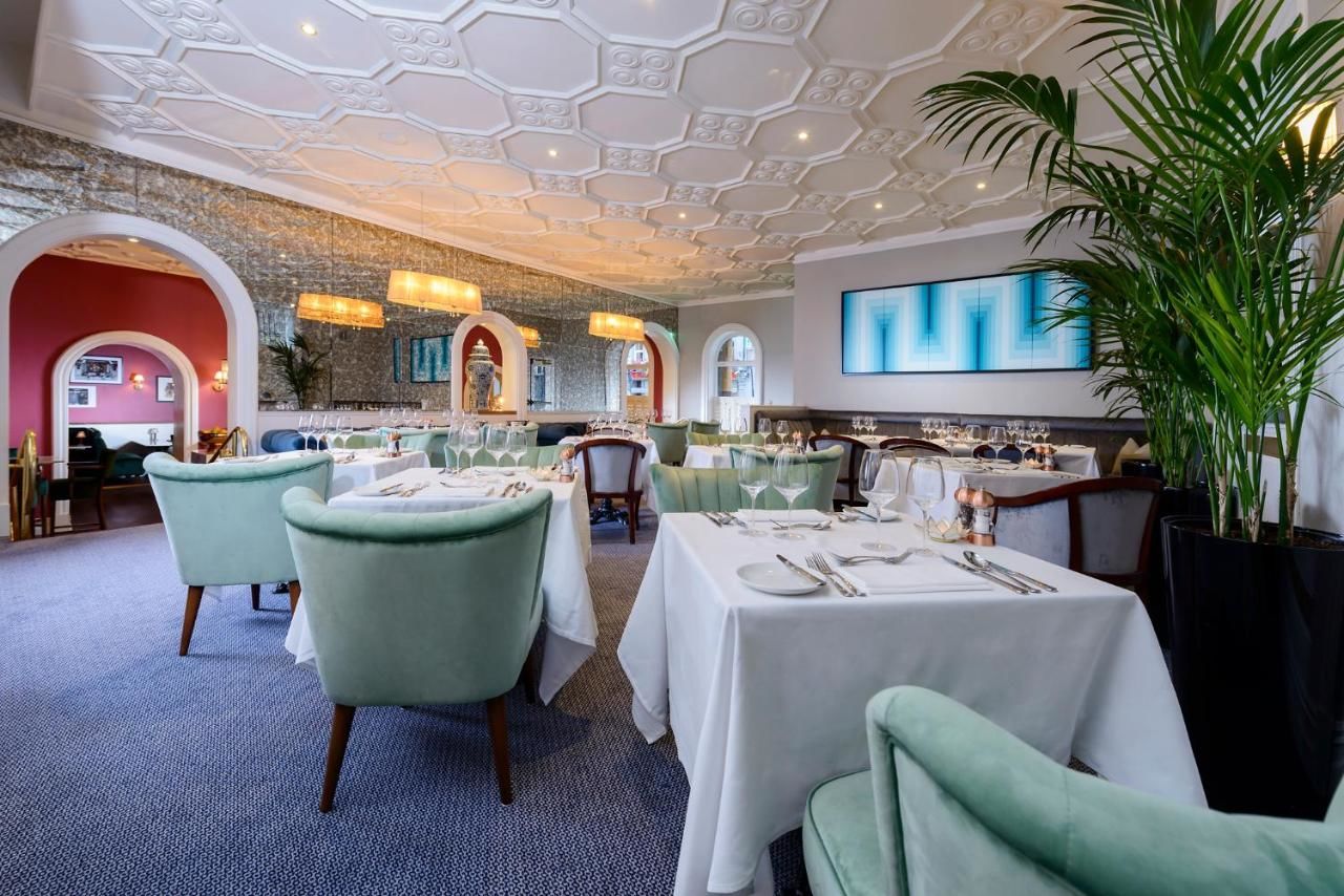 Отель The Metropole Hotel Cork Корк-43